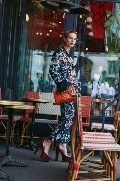 Look 19